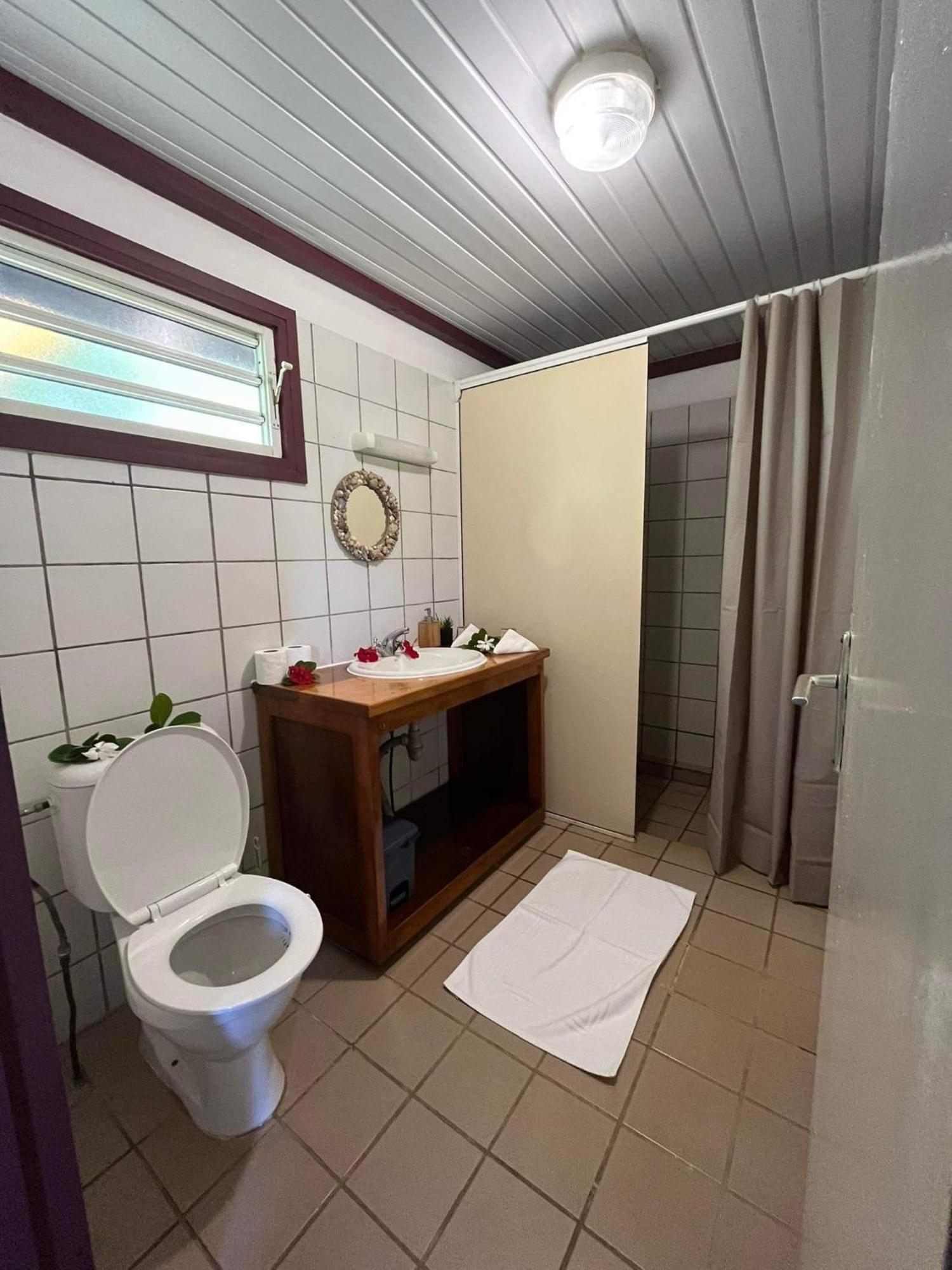 Pension Hibiscus Taha'A Vaitoare  Luaran gambar